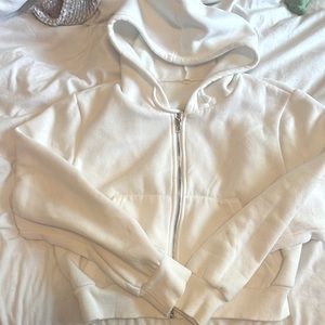 White cropped zip up! 🤍 WORN ONCE
